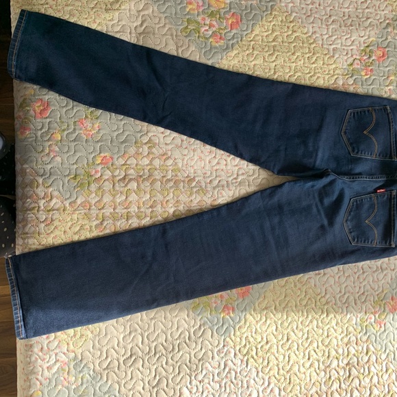 Levi's High Rise Shaping Straight Cut Jeans - Picture 4 of 7